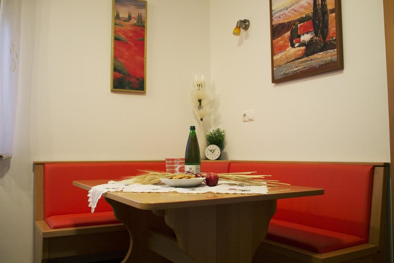 Apartma Pegaz 로가스카슬라티나 외부 사진