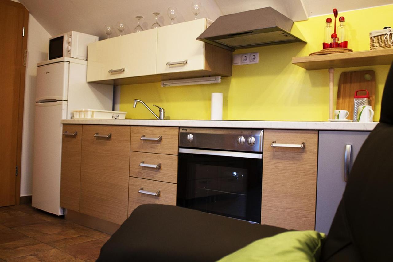 Apartma Pegaz 로가스카슬라티나 외부 사진